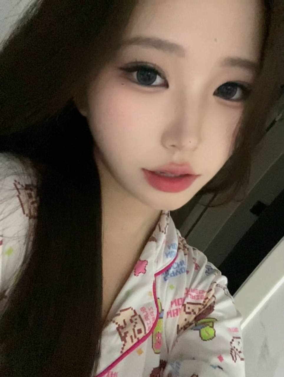 福建 三明 18岁 162cm 92 B杯 学生 年轻漂亮,嘴巴甜会讲话 穿着风格多样,很听话,配合程度高,氵多,声音软嗲很好听 抽烟纹身:有 SM:否 无套:否 口交:可 过夜:可 同居:否 可飞:可 价格:5 特点:年轻漂亮,嘴巴甜会讲话 穿着风格多样,很听话,配合程度高,氵多,声音软嗲很好听