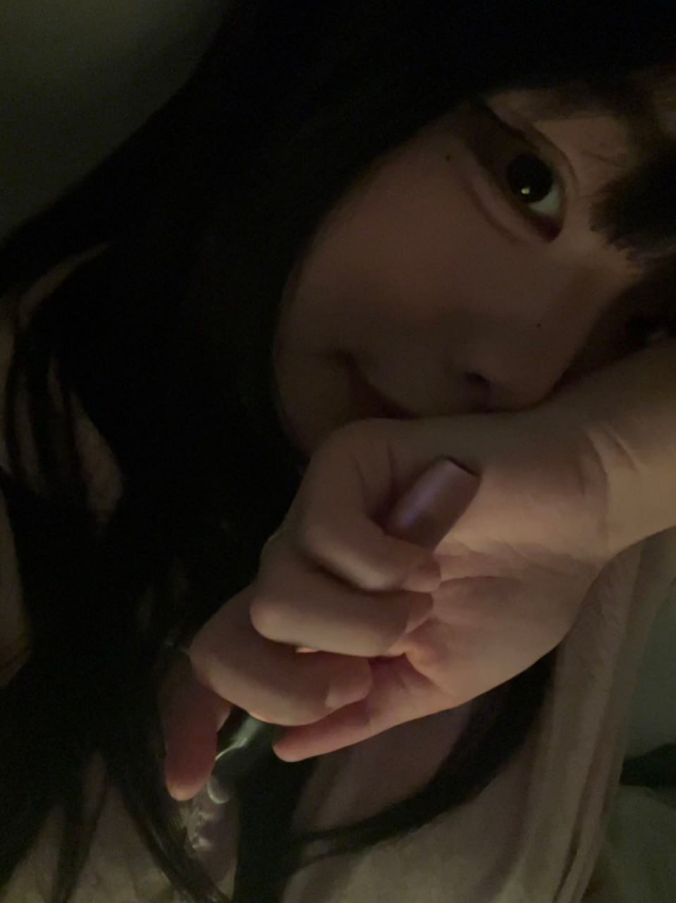 福建 福州 18岁 169cm 98 A杯 上班 新人 抽烟纹身:是的 SM:轻微 无套:否 口交:可 过夜:可 同居:可 可飞:可以 港澳除外 价格:12 特点:新人