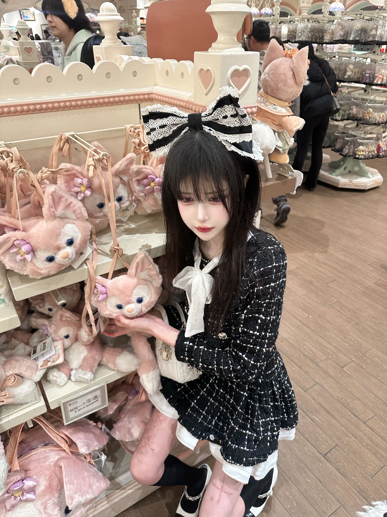 辽宁 沈阳 18岁 172cm 90 B杯 学生 会cosplay 风格多变 反差 抽烟纹身:无 SM:是 无套:否 口交:可 过夜:可 可飞:可 港澳 出村 价格:15 特点:会cosplay 风格多变 反差