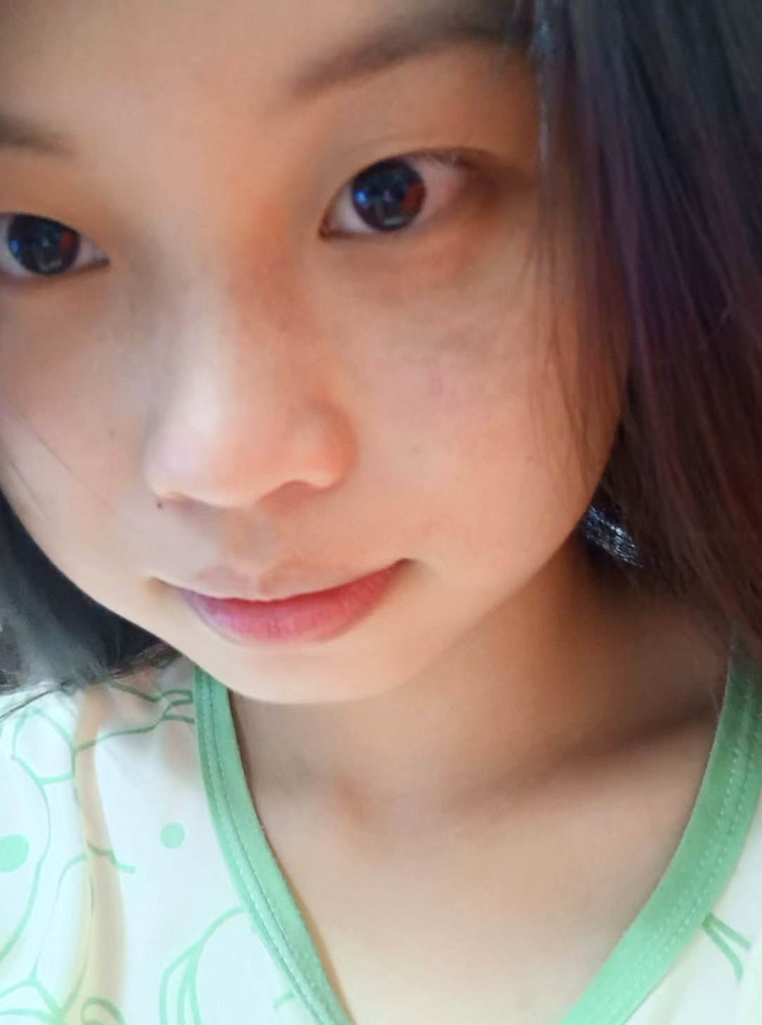 广西 南宁 19岁 161cm 106 C杯 学生 话多,爱唠嗑,可口,可无T,期待老板来开发多姿势,性价比之选,乖巧听话,懂得付出陪伴和情绪价值 抽烟纹身:无 SM:是 无套:可 口交:可 过夜:可 同居:否 可飞:可,附近省份 价格:5 特点:话多,爱唠嗑,可口,可无T,期待老板来开发多姿势,性价比之选,乖巧听话,懂得付出陪伴和情绪价值