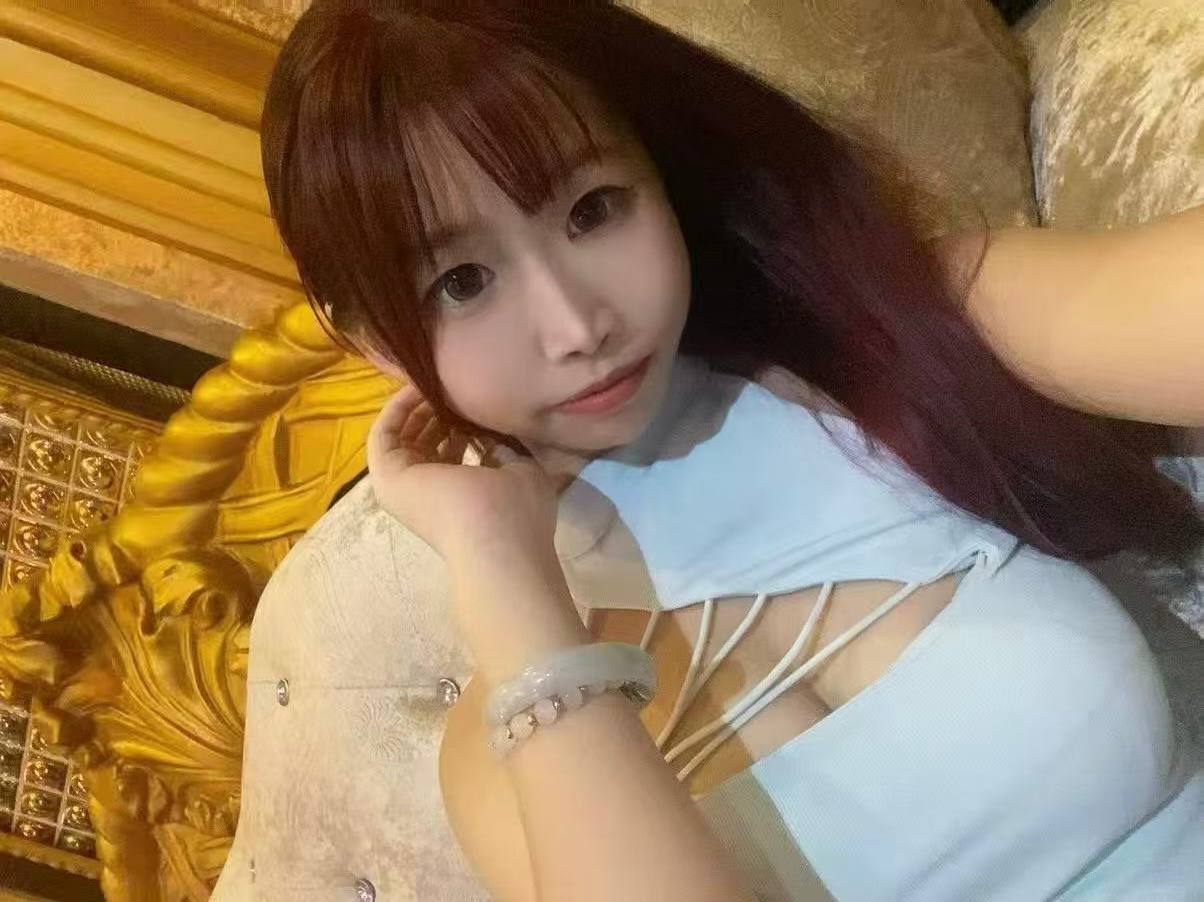 广西 柳州 21岁 157cm 88 B杯 学生 实战经验丰富,活好水多 抽烟纹身:无 SM:是 无套:否 口交:可 过夜:可 同居:可 可飞:能,港澳 价格:30 特点:实战经验丰富,活好水多