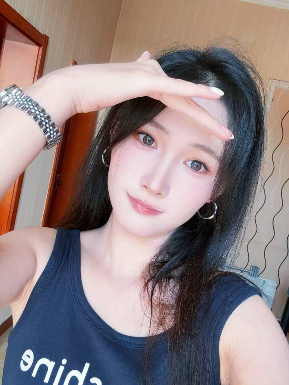 山西 临汾 23岁 165cm 103 A杯 客服 性格好 听话懂事 抽烟纹身:无 SM:否 无套:可 口交:可 过夜:可 同居:可 可飞:能 价格:10 特点:性格好 听话懂事