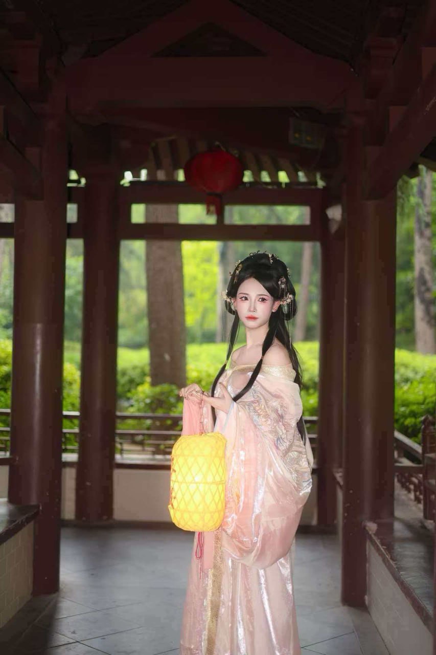 江苏 南京,浙江 杭州 24岁 164cm 100 C杯 医美 反差 活好 爱叫爸爸 SM:可 无套:可 口交:可 过夜:可 同居:可 可飞:可 价格:15 特点:反差 活好 爱叫爸爸