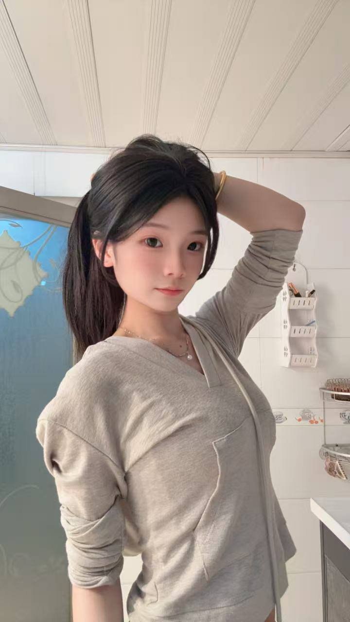 广东 揭阳 19岁 158cm 43 B杯 舞蹈老师 甜美乖巧给客户跳任何想看的舞 抽烟纹身:无 SM:可 无套:否 口交:可 过夜:否 同居:否 可飞:首选汕头潮汕周边 价格:7 特点:甜美乖巧给客户跳任何想看的舞