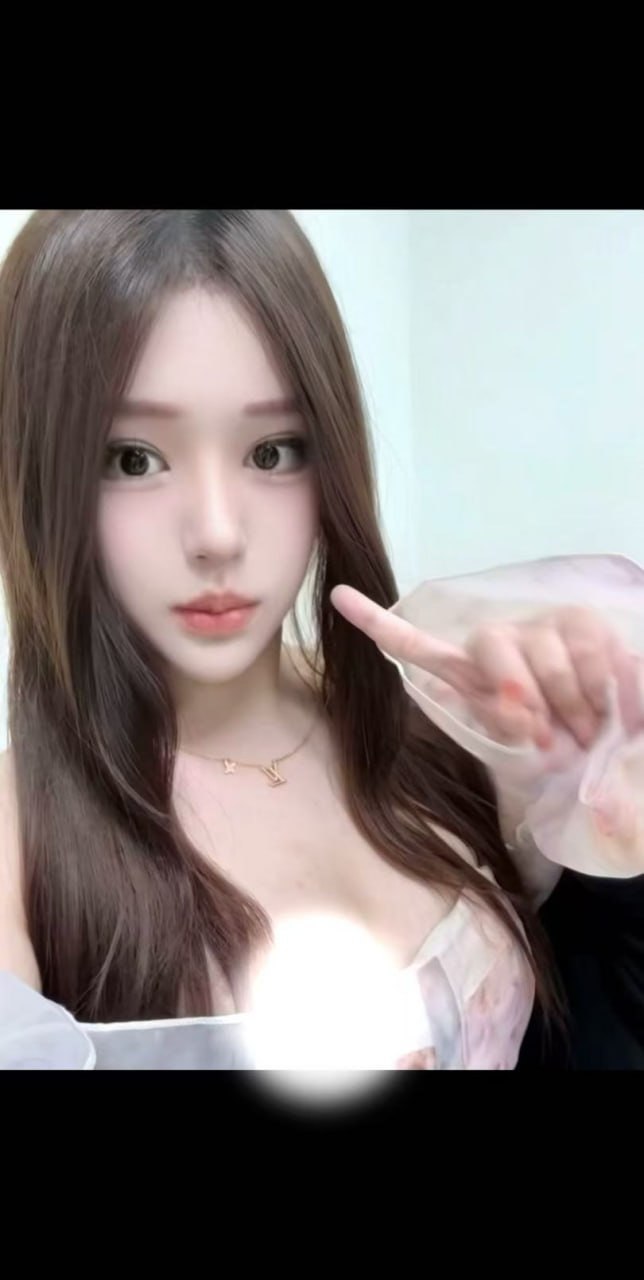 浙江 杭州 20岁 170cm 99 C杯 待业 好看 抽烟纹身:无 SM:是 无套:否 口交:可 过夜:可 同居:可 可飞:可 价格:15 特点:好看