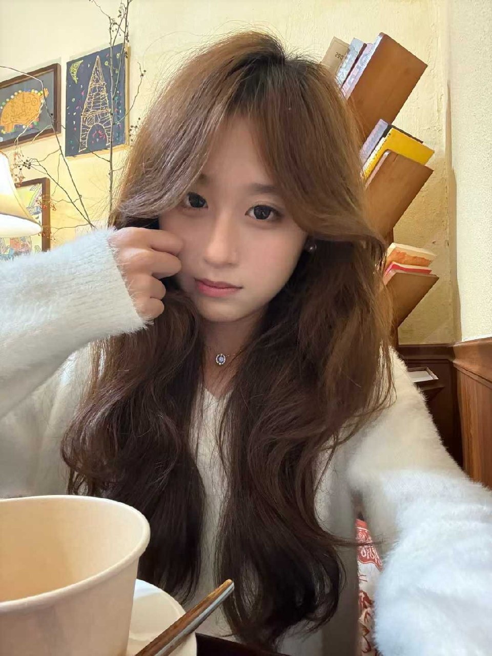 广东 广州 20岁 163cm 46 A杯 学生 本人比照片好看,只谈过一个对象,会撒娇,腼腆,性格好,相处自然,私生活干净,例假准确,活泼,能提供情绪价值,会唱歌,播音专业声音好听,身材比例完美,气质好 抽烟纹身:无 SM:否 无套:否 口交:可 过夜:可 同居:否 可飞:可,周边商量 价格:7 特点:本人比照片好看,只谈过一个对象,会撒娇,腼腆,性格好,相处自然,私生活干净,例假准确,活泼,能提供情绪价值,会唱歌,播音专业声音好听,身材比例完美,气质好