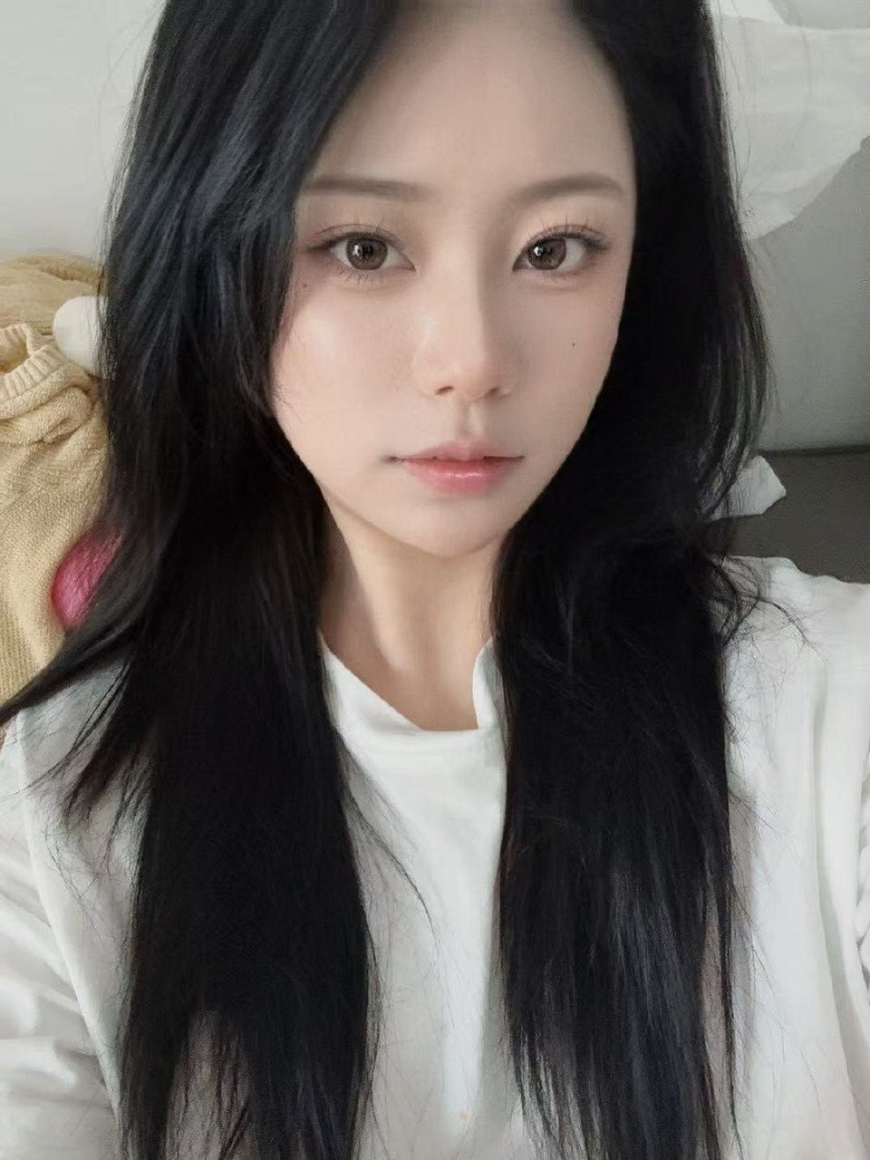广东 东莞 27岁 158cm 85 B杯 学生 温柔懂事 SM:轻度 无套:否 口交:可 过夜:可 同居:可 可飞:可 价格:10 特点:温柔懂事