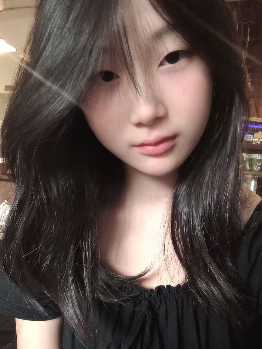 湖南 长沙 19岁 168cm 119 B杯 学生 好看 抽烟纹身:无 SM:否 无套:否 口交:否 过夜:可 同居:可 可飞:可 价格:3 特点:好看