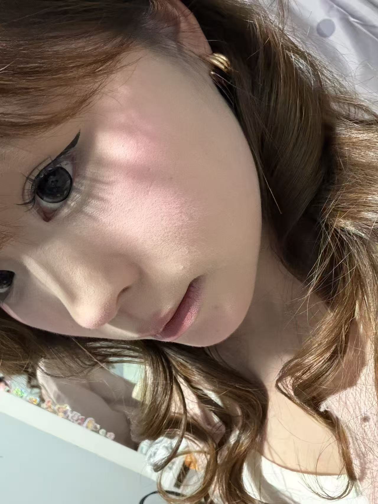贵州 六盘水 20岁 157cm 95 B杯 学生 乖乖女 缺钱第一次找 粉粉嫩嫩的 水多多 抽烟纹身:无 SM:否 无套:否 口交:可 过夜:可 同居:否 可飞:可 价格:6 特点:乖乖女 缺钱第一次找 粉粉嫩嫩的 水多多
