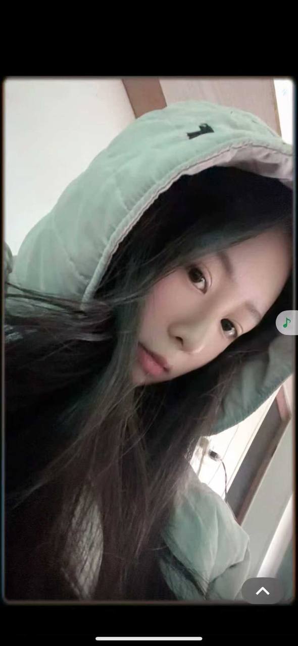湖南 益阳 24岁 177cm 69 B杯 SM:否 无套:可 口交:否 过夜:可 同居:可 可飞:可 价格:6