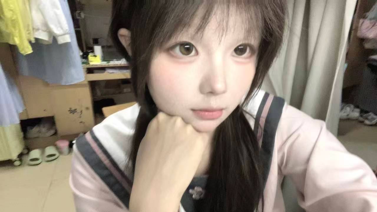 湖北 武汉 19岁 164cm 114 C杯 学生 身材好 温柔 性格好 第一次找 小美 会口 会按摩 现实比照片好看 抽烟纹身:无 SM:可 无套:可 口交:可 过夜:可 同居:否 可飞:否 价格:2 特点:身材好 温柔 性格好 第一次找 小美 会口 会按摩 现实比照片好看