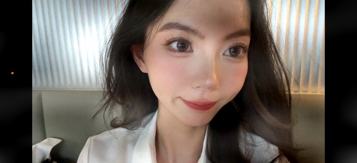 湖南 张家界 26岁 166cm 94 D杯 工作 胸大 腿长 身材好 抽烟纹身:无 SM:否 无套:可 口交:可 过夜:可 可飞:可 价格:2 特点:胸大 腿长 身材好