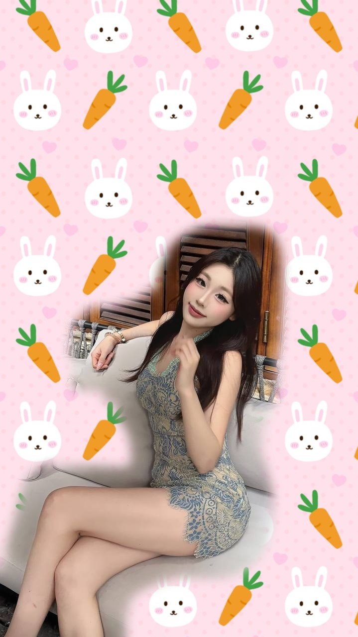 云南 昆明 19岁 165cm 94 B杯 学生 素颜纯欲,妆后浓颜惊艳。少女的清甜与女人的妩媚完美融合,媚骨天成。极致自我要求与细节管理。牙齿整齐洁白,皮肤通体雪白。 抽烟纹身:无 SM:否 无套:否 口交:可 过夜:可 同居:否 可飞:可 价格:13 特点:素颜纯欲,妆后浓颜惊艳。少女的清甜与女人的妩媚完美融合,媚骨天成。极致自我要求与细节管理。牙齿整齐洁白,皮肤通体雪白。
