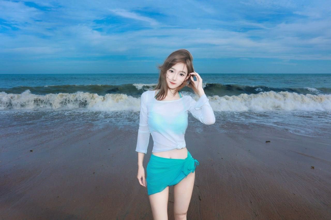 河北 保定 18岁 163cm 83 A杯 学生 嫩 白虎粉逼 抽烟纹身:有抽烟无纹身 SM:可 无套:可 口交:可 过夜:否 同居:否 可飞:否 价格:6 特点:嫩 白虎粉逼