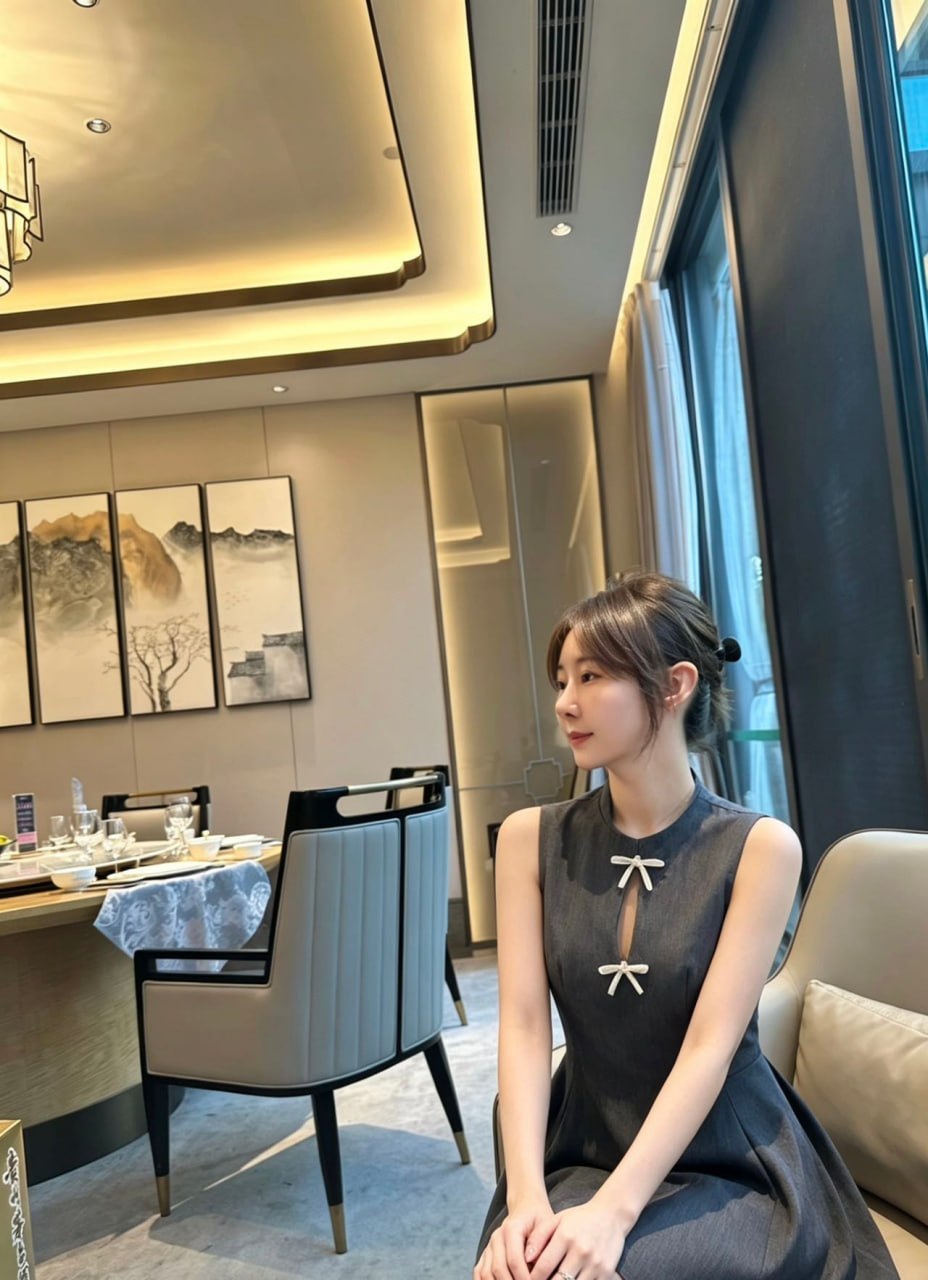 云南 昆明 26岁 165cm 47 B杯 无 看人 SM:否 无套:否 口交:可 过夜:可 同居:看人 可飞:可 其他城市 港澳 价格:50 特点:看人