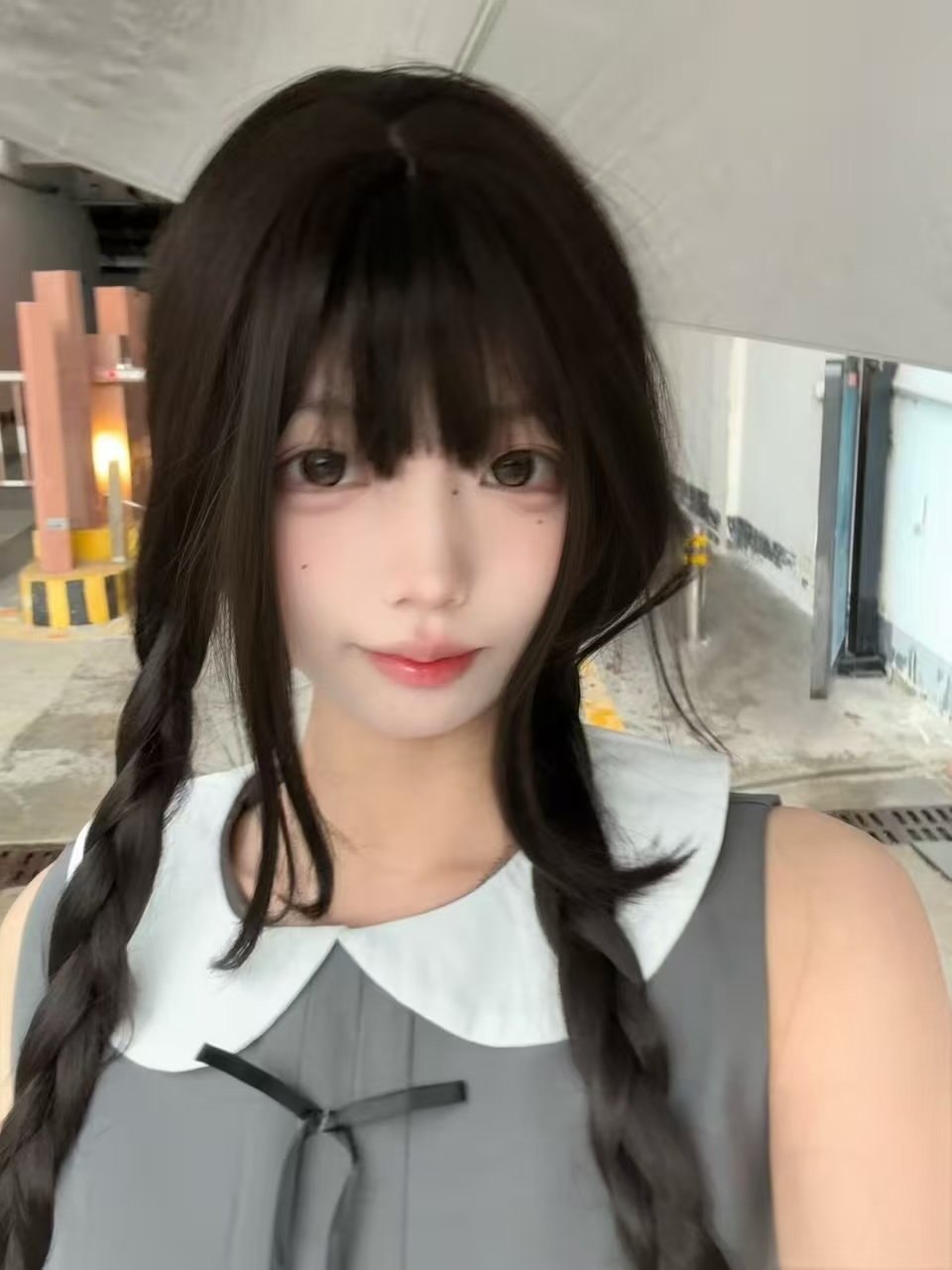 广东 东莞 18岁 166cm 89 B杯 学生 可萝可御 听话很懂事 学过美术和舞蹈 会提供情绪价值 抽烟纹身:有纹身 SM:否 无套:可 口交:可 过夜:可 同居:可 可飞:可以 价格:7 特点:可萝可御 听话很懂事 学过美术和舞蹈 会提供情绪价值