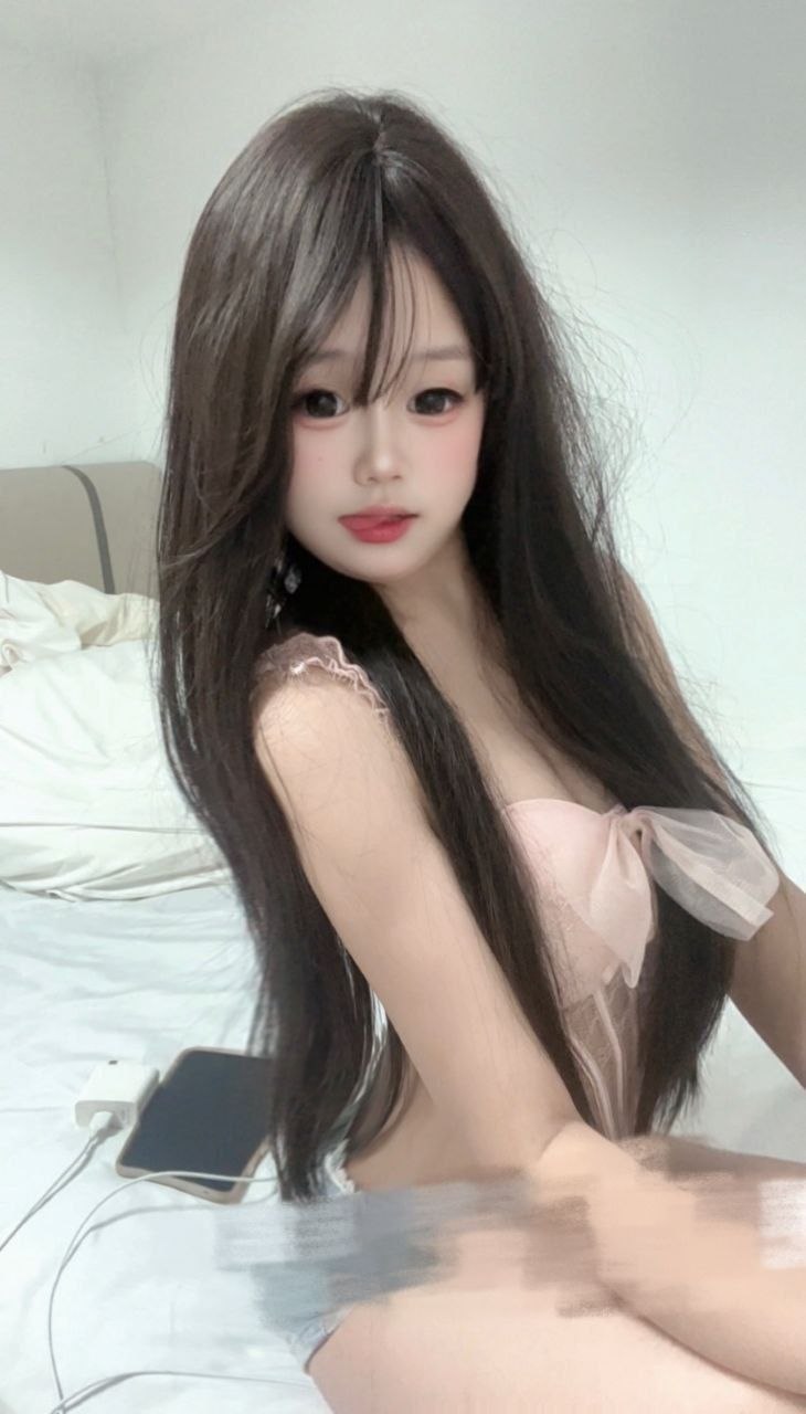 江西 赣州 18岁 158cm 100 C杯 女生 SM:否 无套:可 口交:可 同居:可 可飞:可 可去香港台湾 价格:7.5