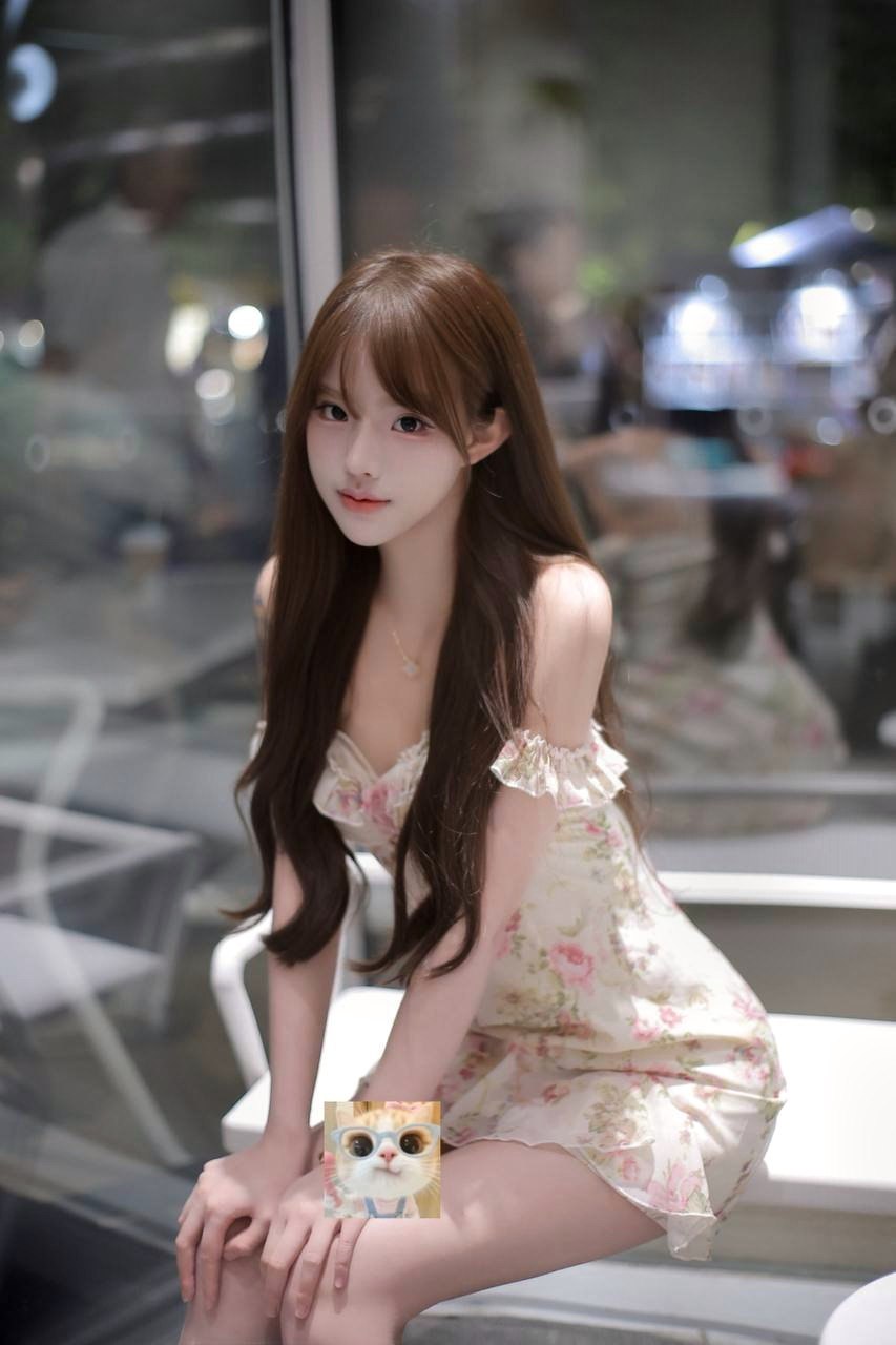 浙江 杭州 19岁 167cm 81 B杯 幼教 爱笑微柔细心活泼开朗,可甜可御 抽烟纹身:无 SM:是 无套:否 口交:可 过夜:可 同居:可 可飞:可 价格:15 特点:爱笑微柔细心活泼开朗,可甜可御