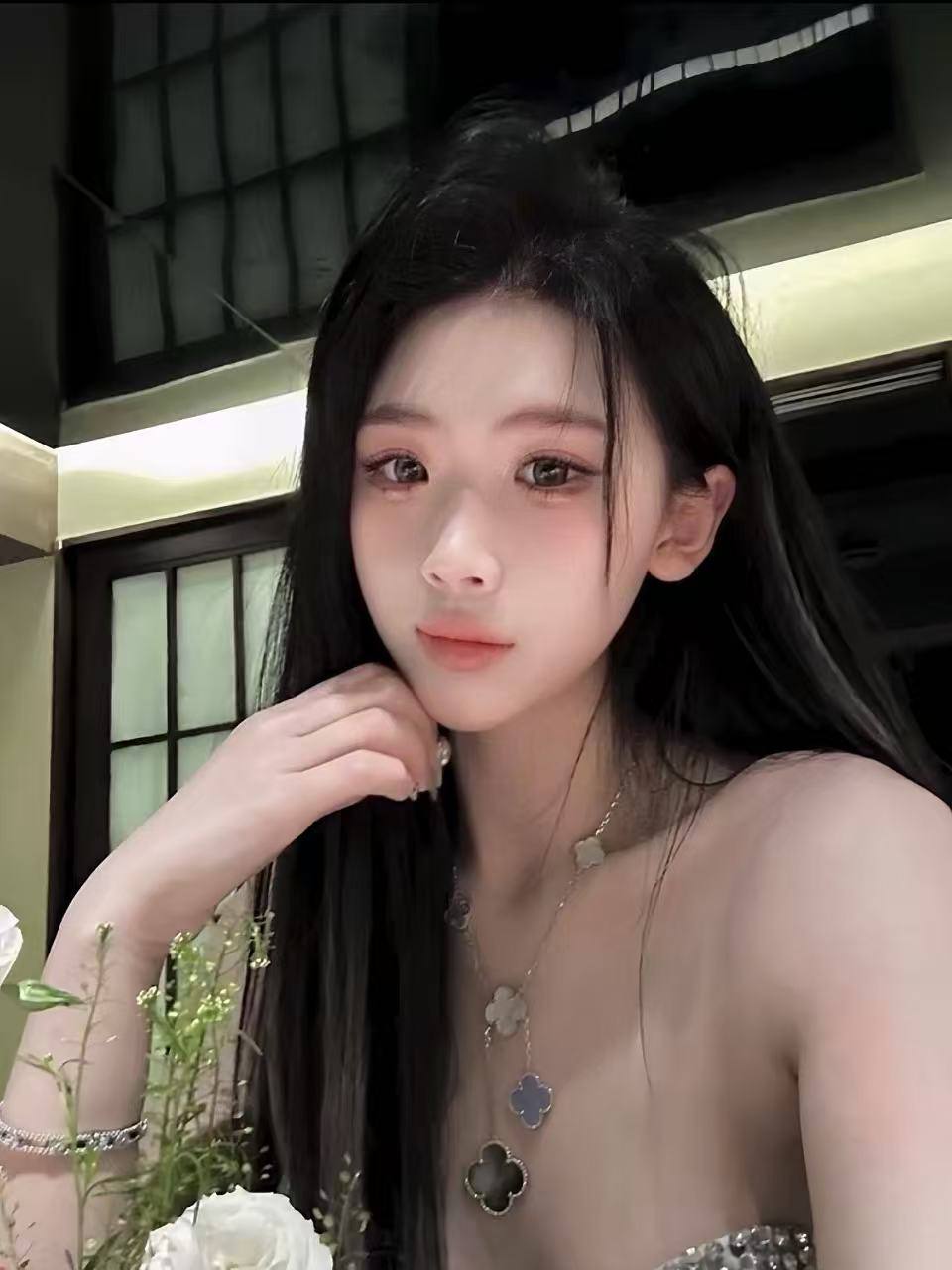 河南 郑州 19岁 165cm 96 B杯 学生 嫩 身材好 乖巧听话 SM:是 无套:可 口交:可 过夜:可 同居:可 可飞:可 外省加钱 价格:40 特点:嫩 身材好 乖巧听话