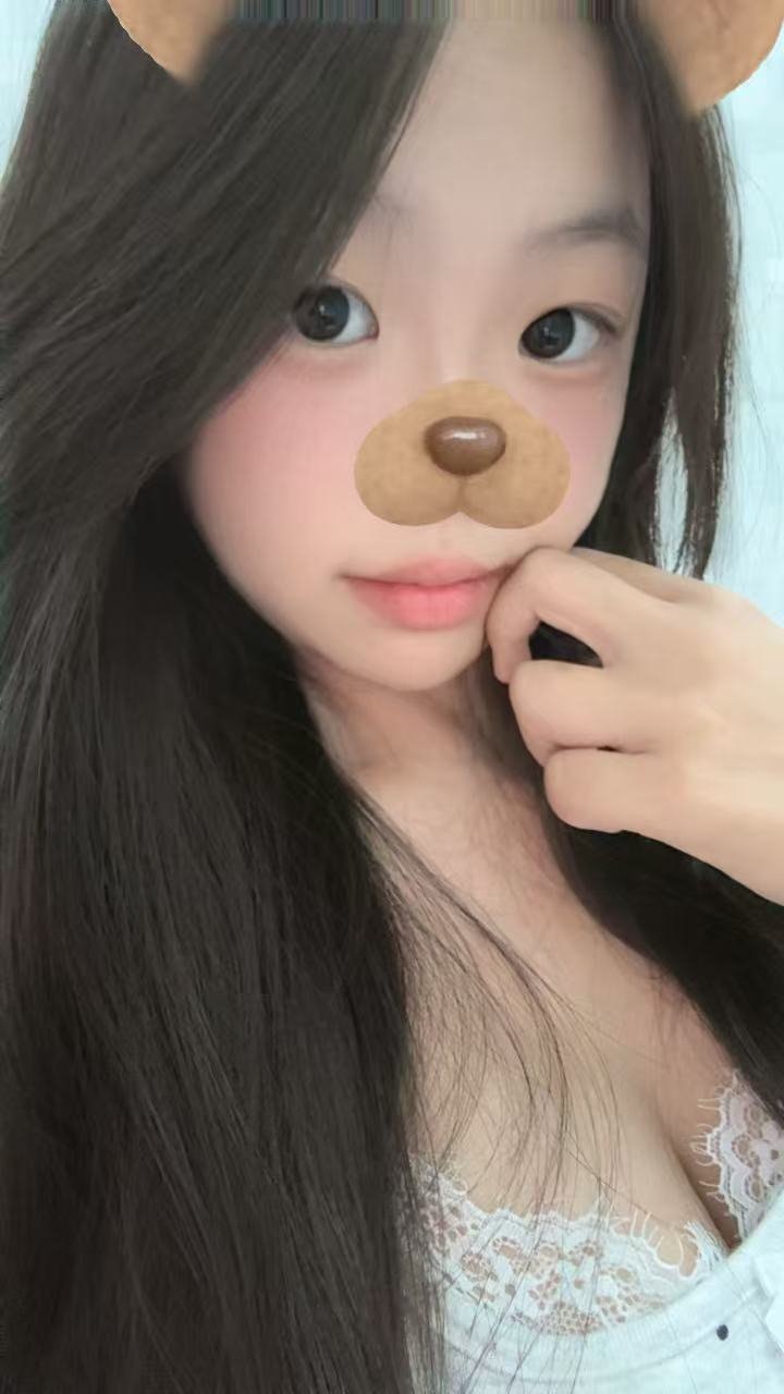 安徽 合肥 18岁 155cm 80 C杯 学生 处女支持检测 可无套可口 身材好生活简单懂事 抽烟纹身:无 SM:否 无套:可 口交:可 过夜:否 同居:否 可飞:可 不是很远可以接受 价格:3 特点:处女支持检测 可无套可口 身材好生活简单懂事
