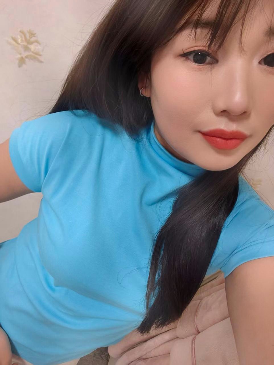 江苏 南京 30岁 166cm 113 B杯 美甲师 新卡少妇 风韵少妇 风韵犹存 SM:否 无套:否 口交:可 过夜:可 同居:可 可飞:可 异地可 港澳否 特点:新卡少妇 风韵少妇 风韵犹存