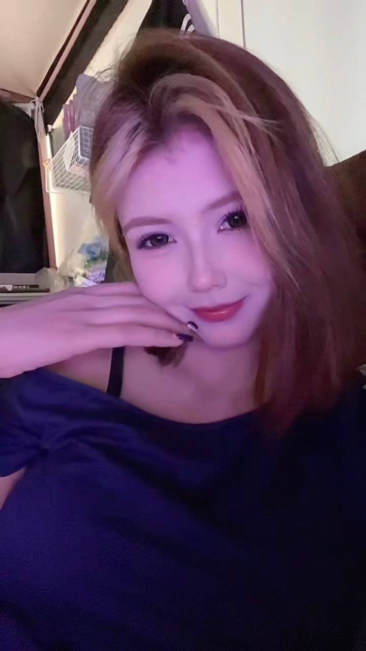 黑龙江 哈尔滨 20岁 163cm 48 B杯 学生 会唱歌 跳舞 抽烟纹身:无 SM:是 无套:否 口交:可 过夜:可 同居:可 可飞:可 价格:16-30 特点:会唱歌 跳舞