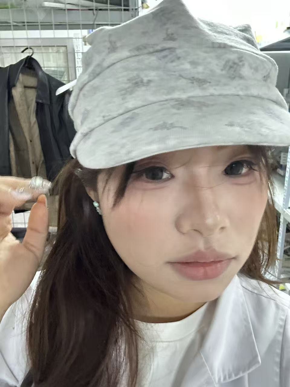 山东 泰安 28岁 165cm 129 C杯 工作 抽烟纹身:有纹身 SM:是 无套:可 口交:可 过夜:可 同居:否 可飞:可 价格:7