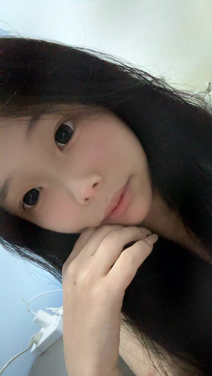 安徽 六安 18岁 158cm 92 A杯 女生 听话 懂事 很骚 可肛 接受度高 抽烟纹身:无纹身 SM:是 无套:否 口交:可 过夜:可 同居:可 可飞:能 价格:4 特点:听话 懂事 很骚 可肛 接受度高