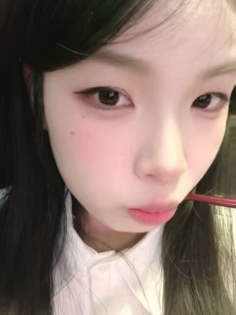 湖北 恩施 21岁 164cm 96 B杯 暂无 jk 抽烟纹身:无纹身 SM:轻微 无套:否 口交:可 过夜:可 同居:可 可飞:可 出路费即可 价格:12 特点:jk