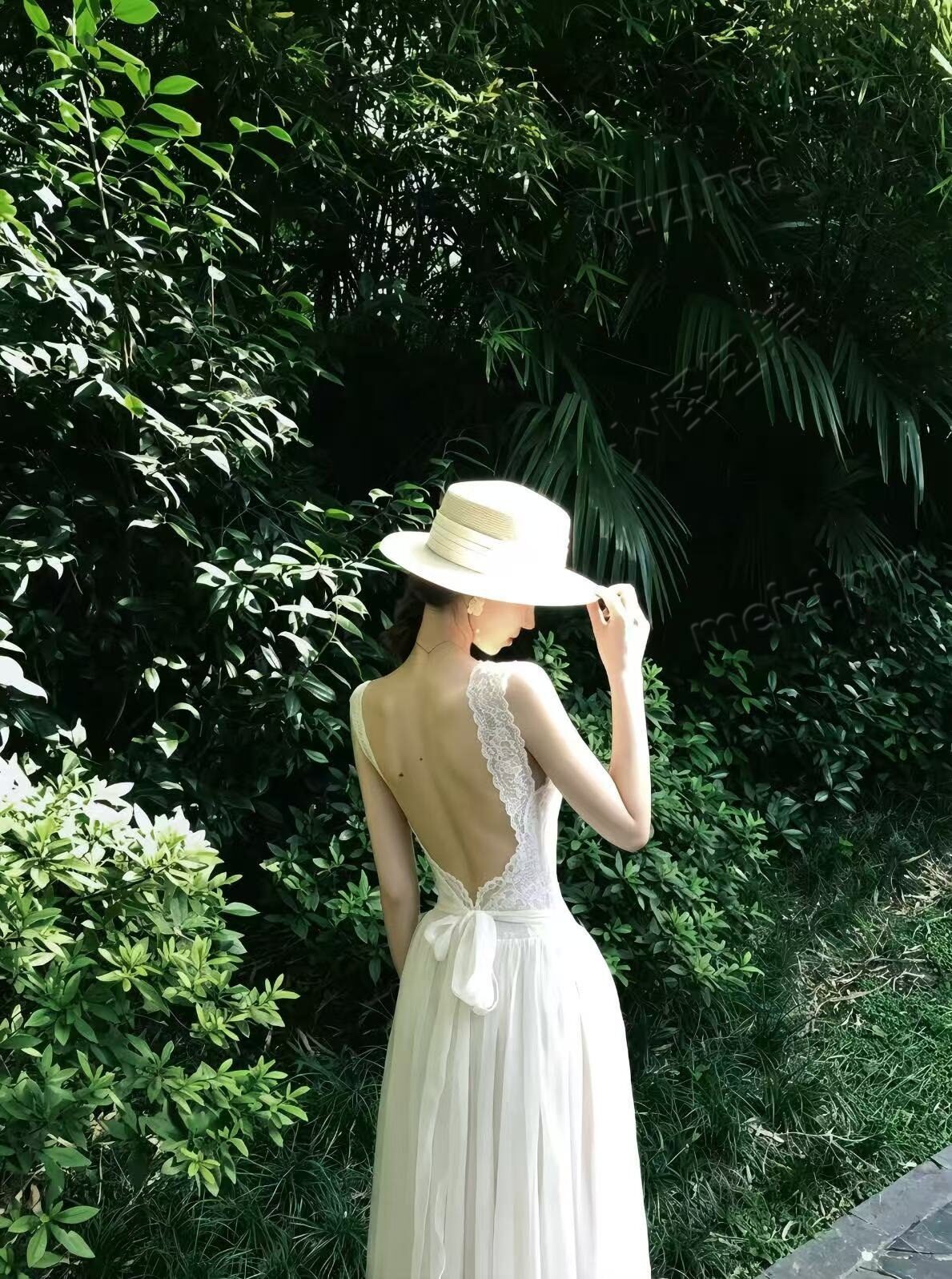 夏天那件白裙子,我当时只是热