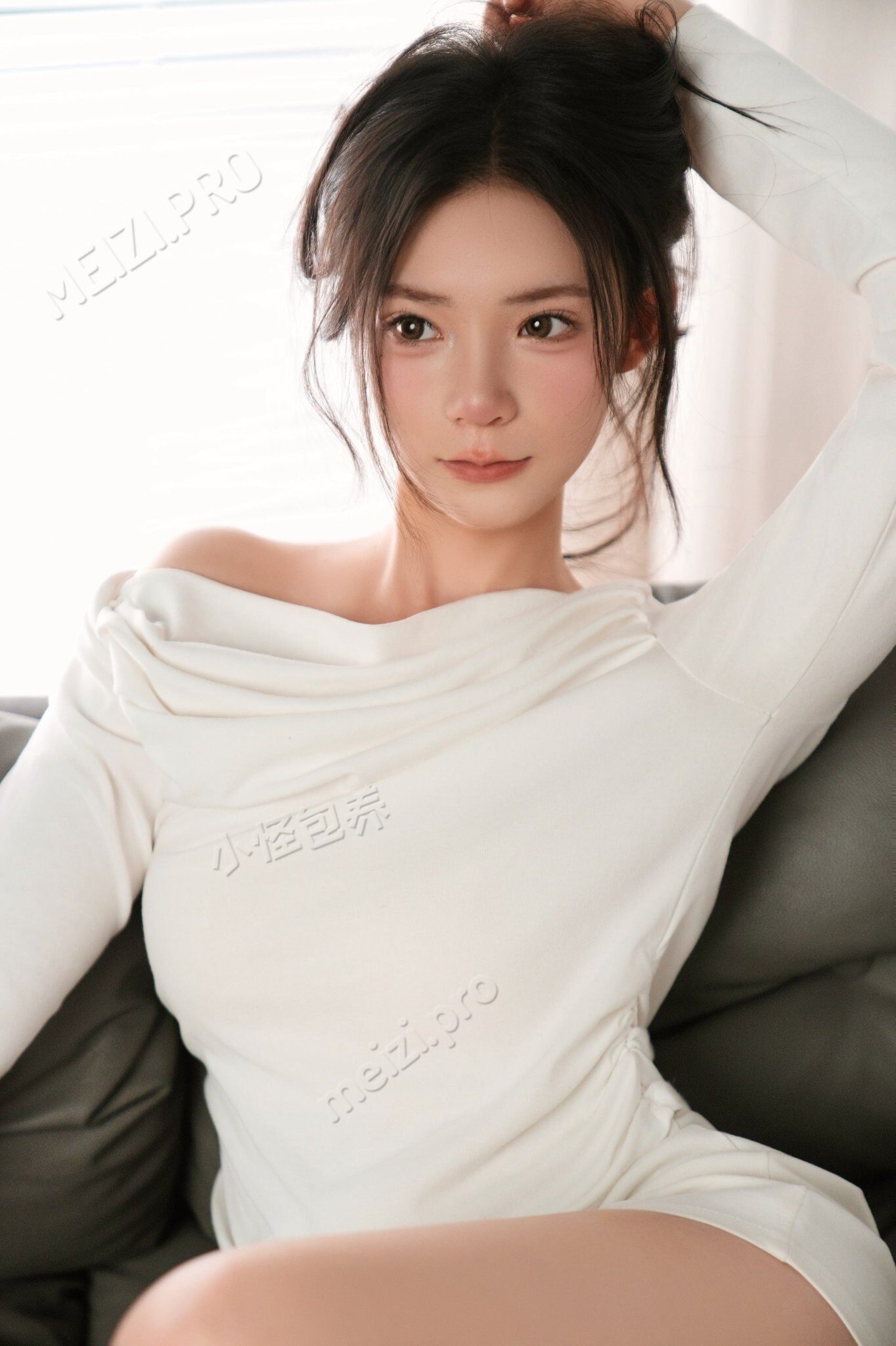 苏州太仓的21岁实习女生，身高158cm体重88斤C杯，清纯乖巧不抽烟不纹身，三点粉听话懂事。因实习期生活原因希望遇到真诚金主短期陪伴，可过夜可外省可同居，体检后可无套，不接受SM。零花钱短期3天9k或5天1.5w，费用分2次支付，最快提前1-2天预约，真实资料苏州包养短期包养高端陪伴找金主可周边。
