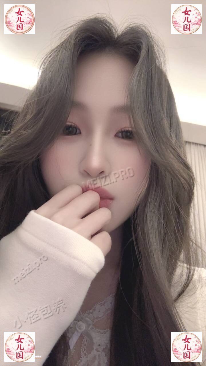 广东广州包养信息：22岁刚毕业女生，163cm身高82斤，B杯清纯气质不抽烟不纹身。因刚毕业希望遇到真诚金主短期陪伴，可过夜可外省可同居，接受轻度SM，可口交不可无套。零花钱期望1.5w，真实资料，可见3天。