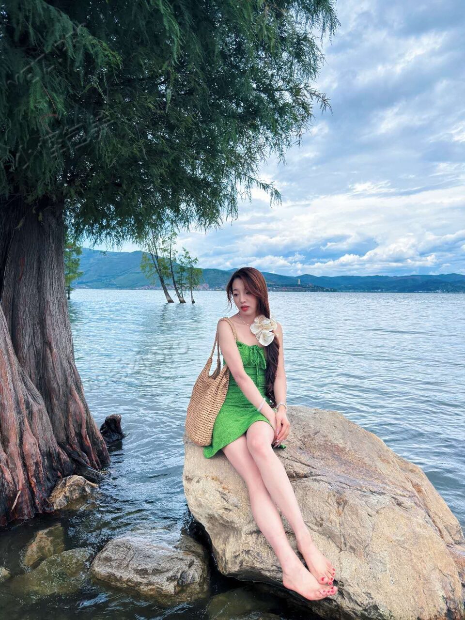 云南 昆明 33岁 162cm 90 B杯 工作 可口可无 温柔少妇 体贴 懂事不粘人 服务意识好 会照顾人 会提供情绪价值 床上主动 绝活多多 水多活好 少妇能给你妹妹给不了的体验感 床上放得开 是妹妹无法比拟的 不死鱼 看着很安静 反差 性价比 接受程度高 不是很过分的都可以接受 期待老板来开发 抽烟纹身:无 SM:否 无套:可 口交:可 过夜:看情况 同居:看情况 可飞:不可以 价格:3 特点:可口可无 温柔少妇 体贴 懂事不粘人 服务意识好 会照顾人 会提供情绪价值 床上主动 绝活多多 水多活好 少妇能给你妹妹给不了的体验感 床上放得开 是妹妹无法比拟的 不死鱼 看着很安静 反差 性价比 接受程度高 不是很过分的都可以接受 期待老板来开发