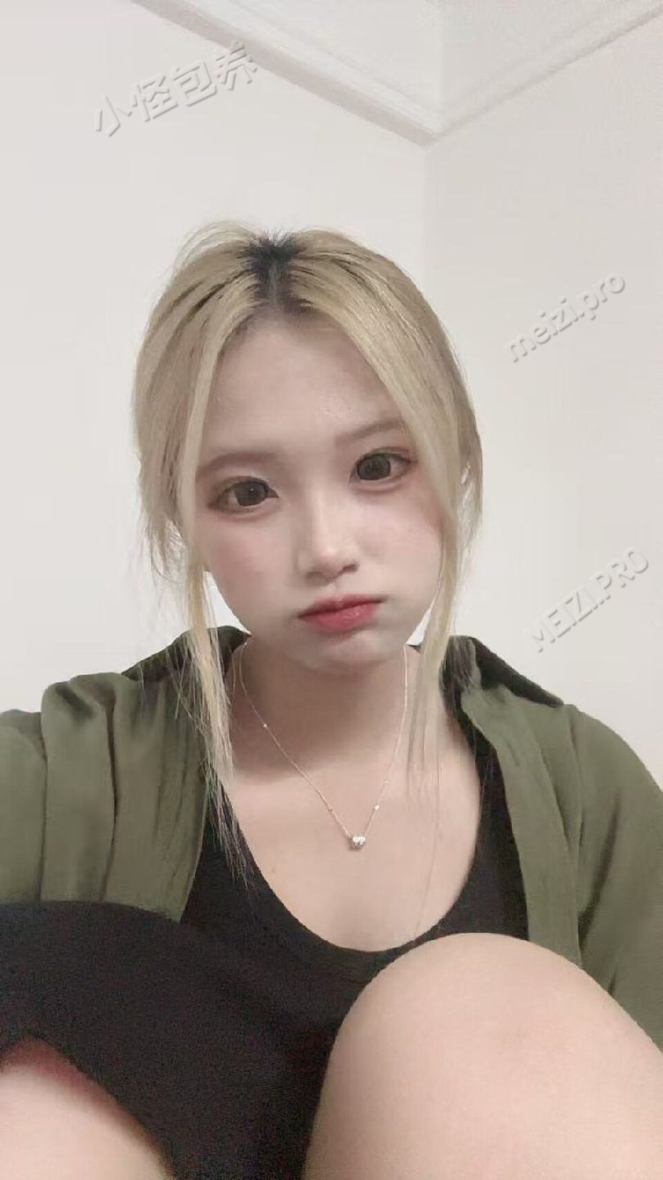 广东 东莞 18岁 168cm 108 C杯 学生 听话,乖巧,下面紧 抽烟纹身:无 SM:是 无套:可 口交:可 过夜:可 同居:可 可飞:可 周边 价格:9 特点:听话,乖巧,下面紧