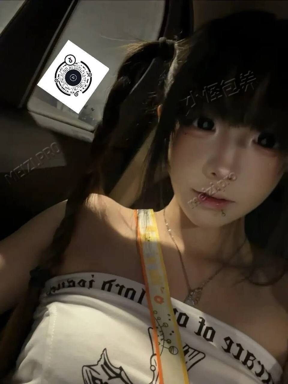 浙江 杭州 18岁 162cm 88 B杯 无整，自来熟，性格开放 抽烟纹身:有纹身 SM:是 无套:否 口交:可 过夜:可 同居:否 可飞:可 价格:12 特点:无整，自来熟，性格开放