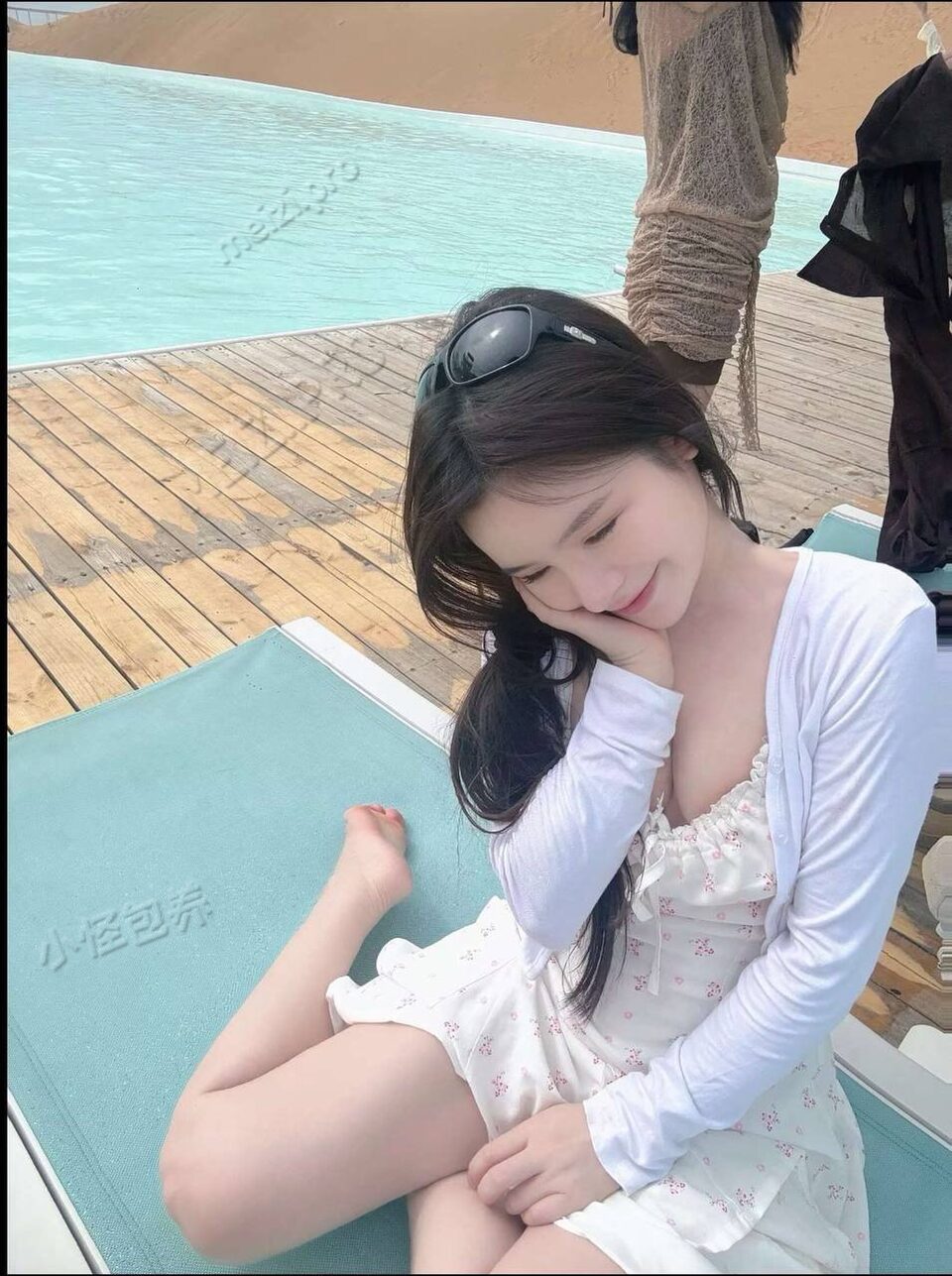 浙江 嘉兴 22岁 160cm 90 B杯 工作 乖巧,皮肤白 SM:否 无套:否 口交:可 过夜:可 可飞:可 价格:3 特点:乖巧,皮肤白