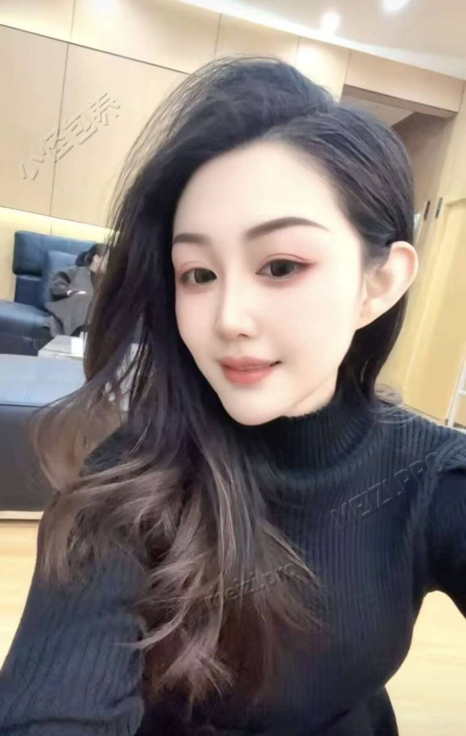 山东 济南 25岁 165cm 100 B杯 性格开朗,外形气质,情绪价值拉满,本人比照片漂亮 SM:否 无套:可 口交:可 过夜:可 可飞:能 价格:4 特点:性格开朗,外形气质,情绪价值拉满,本人比照片漂亮