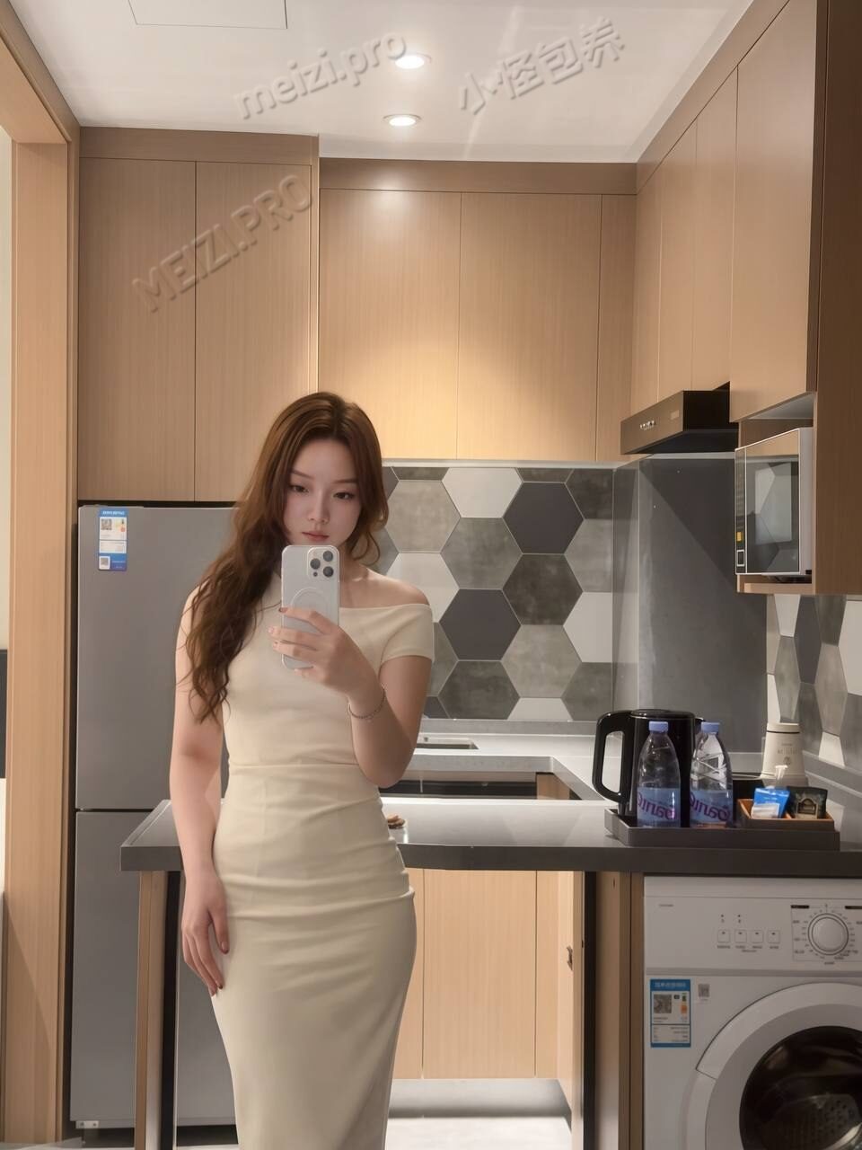 广东 深圳 21岁 164cm 109 B杯 销售 性生活少温柔女友感强 抽烟纹身:无纹身 SM:否 无套:否 口交:可 过夜:可 同居:否 可飞:能 价格:5 特点:性生活少温柔女友感强