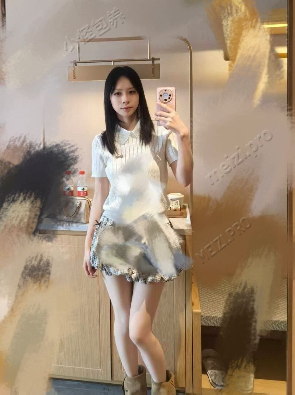 湖南 长沙 19岁 163cm 90 B杯 实习护士 良家妹妹 在职护士 刚毕业实习 情绪价值到位 不事逼 第一次找 抽烟纹身:无 SM:否 无套:可 口交:可 过夜:可 同居:否 可飞:可 周边城市 外省 价格:5 特点:良家妹妹 在职护士 刚毕业实习 情绪价值到位 不事逼 第一次找