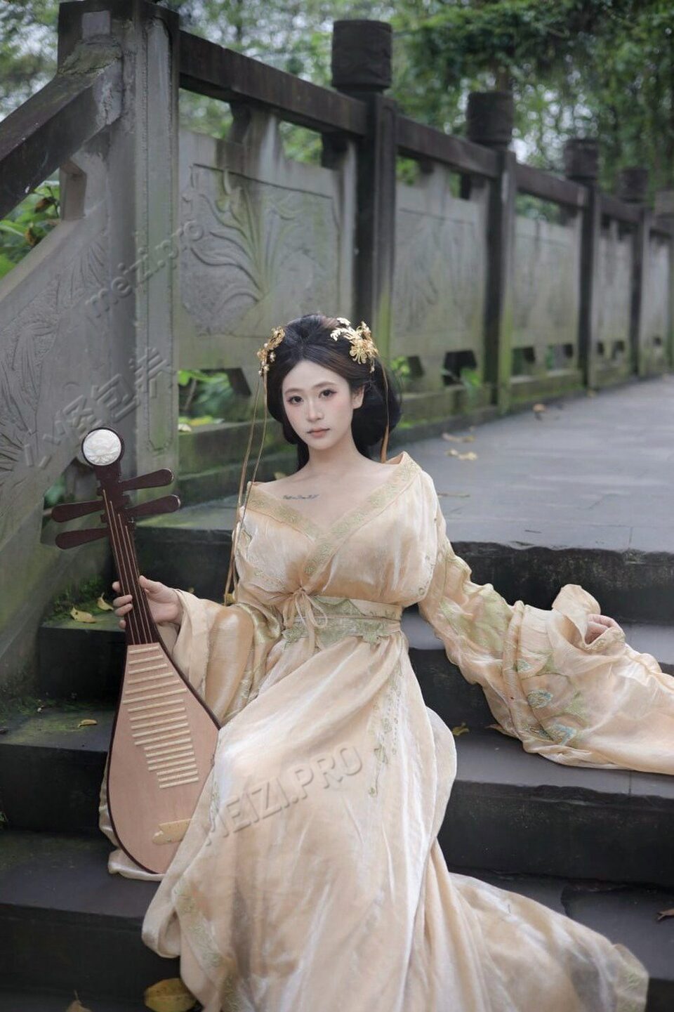 四川 成都 25岁 158cm 86 B杯 工作 性格开朗活泼大方兴趣爱好唱歌跳舞喜欢旅游拍照 抽烟纹身:有纹身 SM:否 无套:可 口交:可 过夜:可 同居:否 可飞:能 价格:8 特点:性格开朗活泼大方兴趣爱好唱歌跳舞喜欢旅游拍照