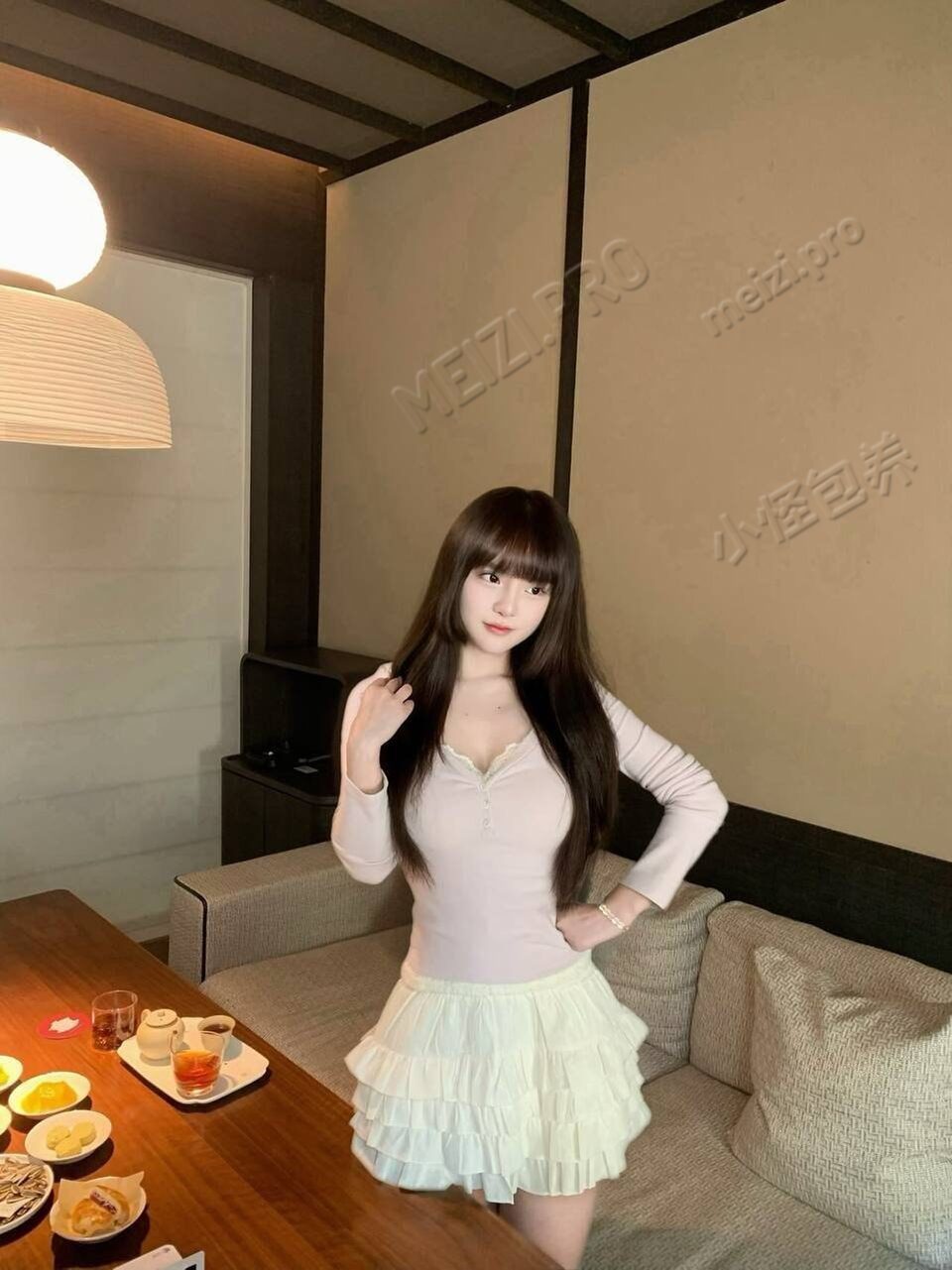 广东 深圳 22岁 165cm 86 B杯 护士 不是照骗，生活简单干净，听话懂事，相处轻松，事少不作精，女朋友的相处 抽烟纹身:无 SM:否 无套:否 口交:可 过夜:可 同居:可 可飞:可外省可港澳提前沟通不可外国 价格:15-35 特点:不是照骗，生活简单干净，听话懂事，相处轻松，事少不作精，女朋友的相处