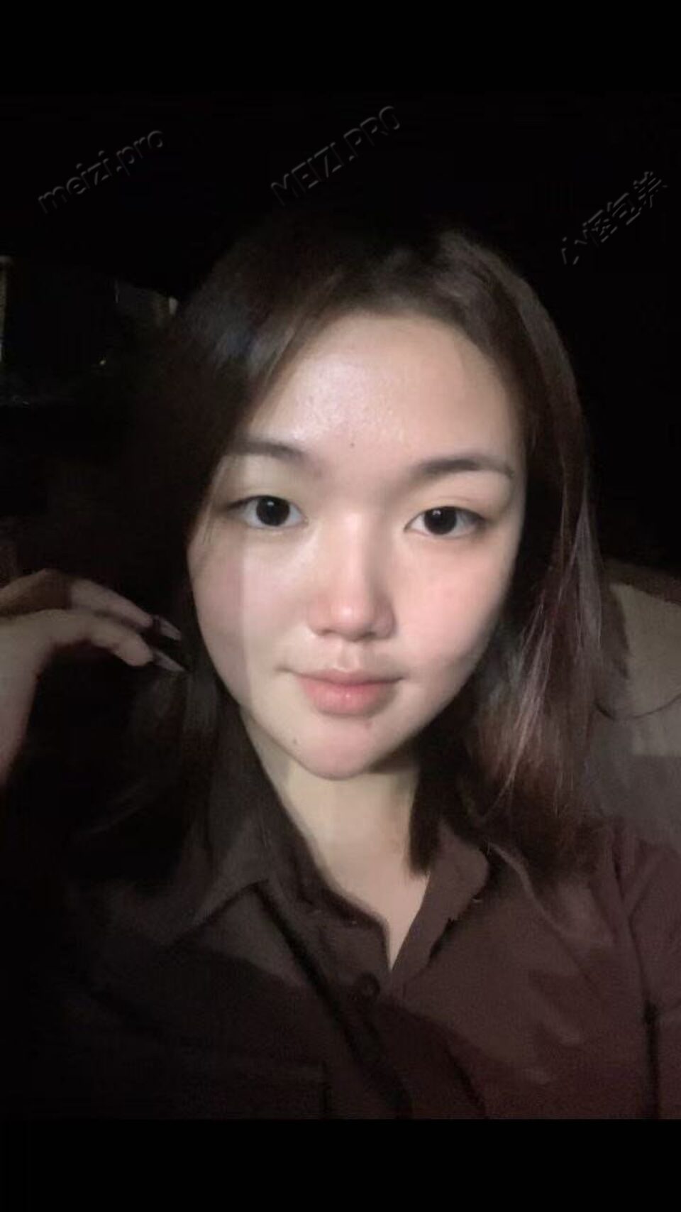 江苏 泰州 19岁 163cm 110 B杯 女生 听话.骚.可以提供情绪价值.性格开明 抽烟纹身:无纹身 SM:是 无套:可 口交:可 过夜:可 同居:可 可飞:可以 价格:15 特点:听话.骚.可以提供情绪价值.性格开明