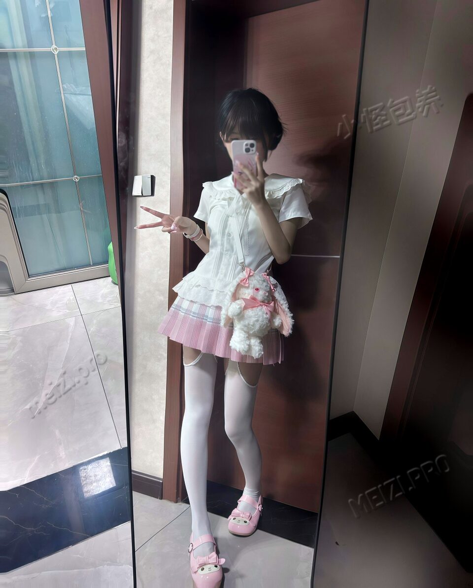 河南 三门峡 18岁 162cm 93 B杯 学生 反差类型 活好 单纯 情绪价值很足 开朗 现实小美女 私生活干净 抽烟纹身:无 SM:是 无套:可 口交:可 过夜:可 同居:否 可飞:否 可当天郑州 价格:3 特点:反差类型 活好 单纯 情绪价值很足 开朗 现实小美女 私生活干净