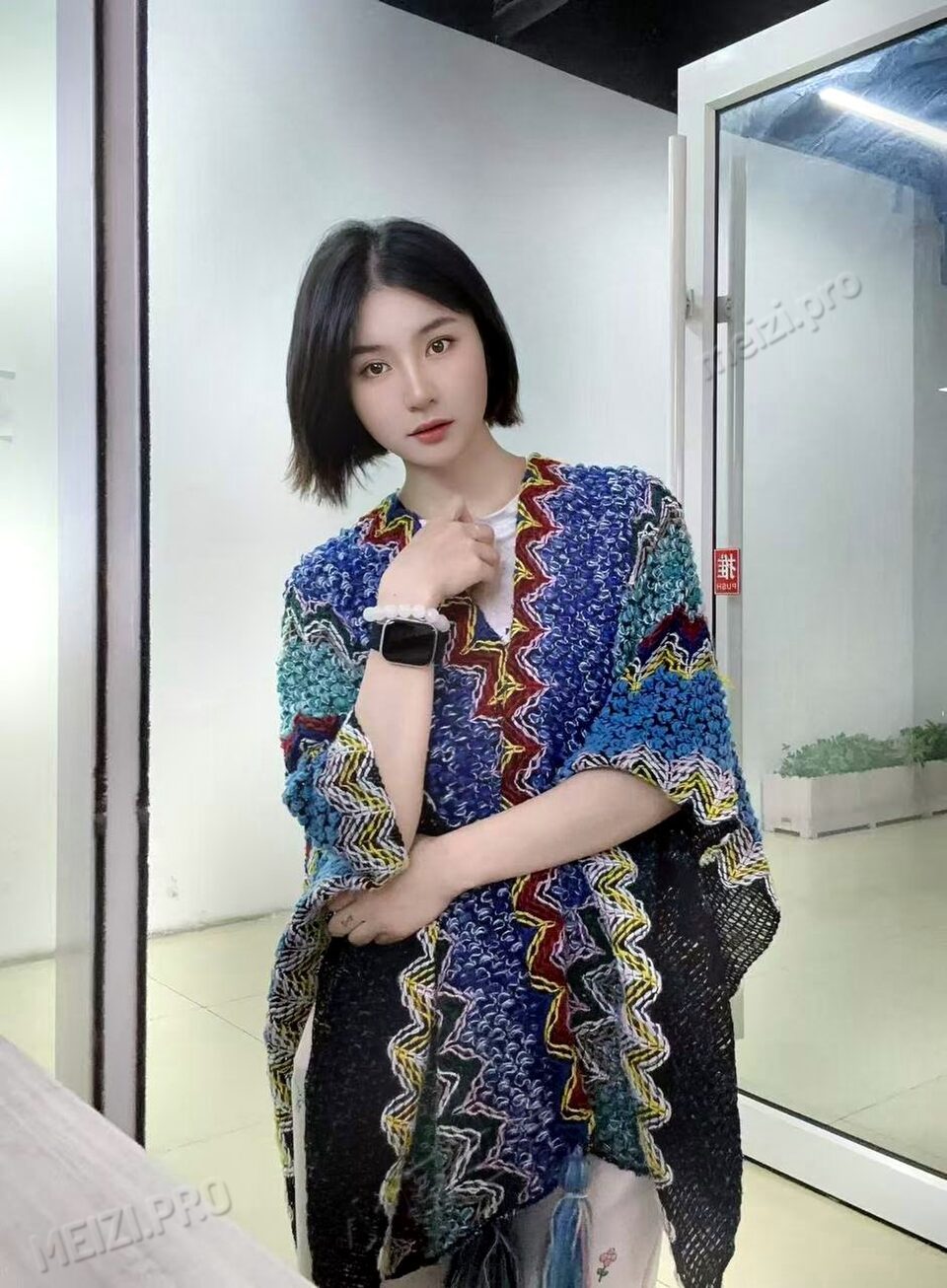 广西 南宁 24岁 161cm 92 B杯 学生 脾气性格好,会唱歌,不失联 抽烟纹身:无 SM:是 无套:可 口交:可 过夜:可 同居:否 可飞:可,异地及港澳 价格:8 特点:脾气性格好,会唱歌,不失联