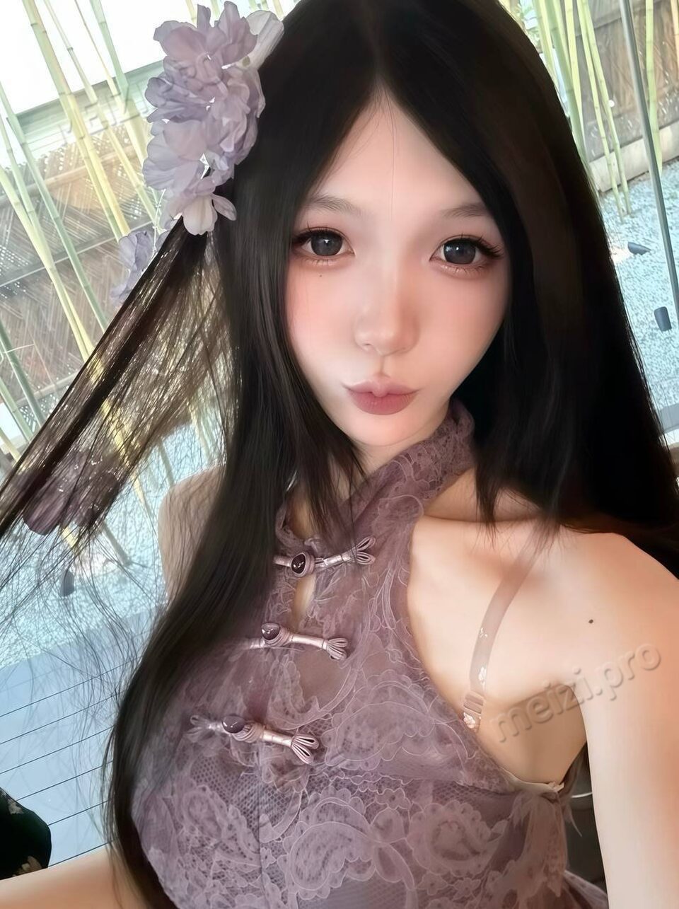 海南 三亚 18岁 163cm 80 B杯 学生 抽烟纹身:无 SM:否 无套:否 口交:可 过夜:可 同居:可 可飞:可 价格:20