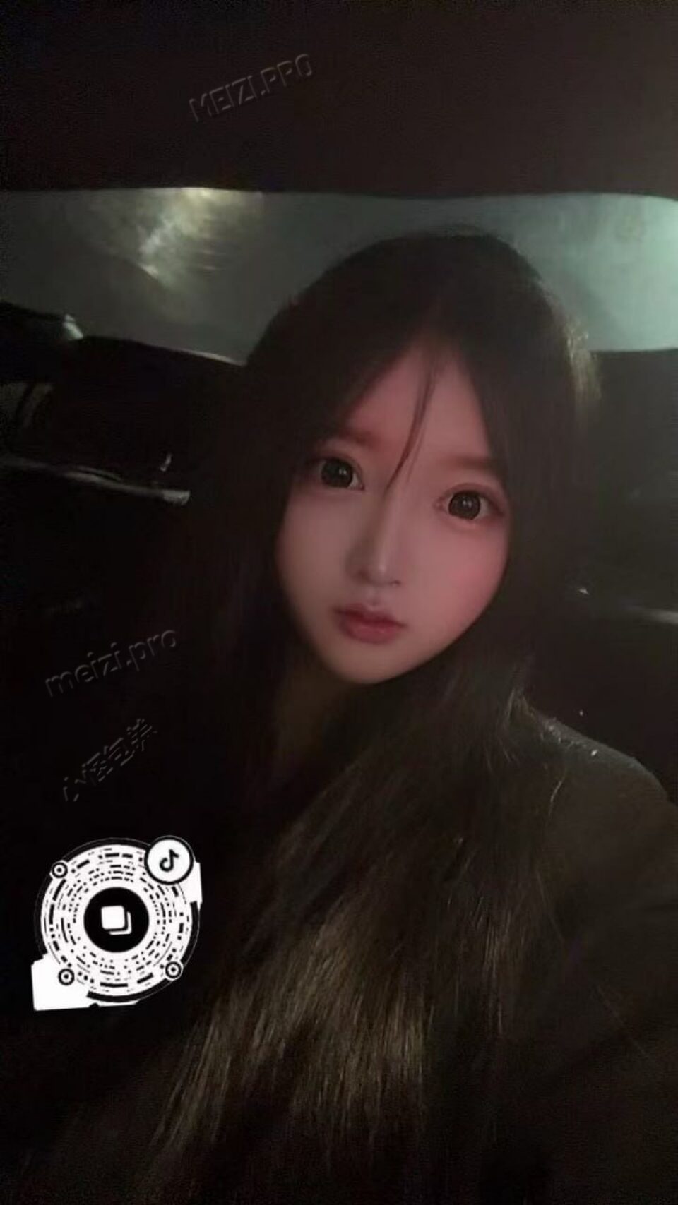 江苏 无锡 22岁 178cm 130 C杯 无 抽烟纹身:有纹身 SM:否 无套:否 口交:可 过夜:可 同居:可 可飞:可以 价格:30