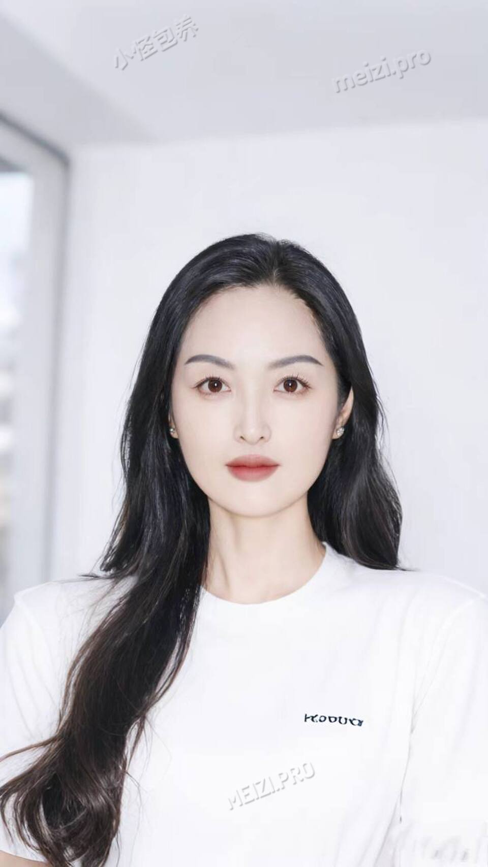 江苏 徐州 32岁 165cm 94 A杯 法务 温柔大方，乖巧听话，床上功夫非常好，口活非常好，风骚少妇，可吞j，可内射，非常耐操 抽烟纹身:无纹身 SM:否 无套:可 口交:可 过夜:可 同居:可 可飞:近的可以 价格:6 特点:温柔大方，乖巧听话，床上功夫非常好，口活非常好，风骚少妇，可吞j，可内射，非常耐操