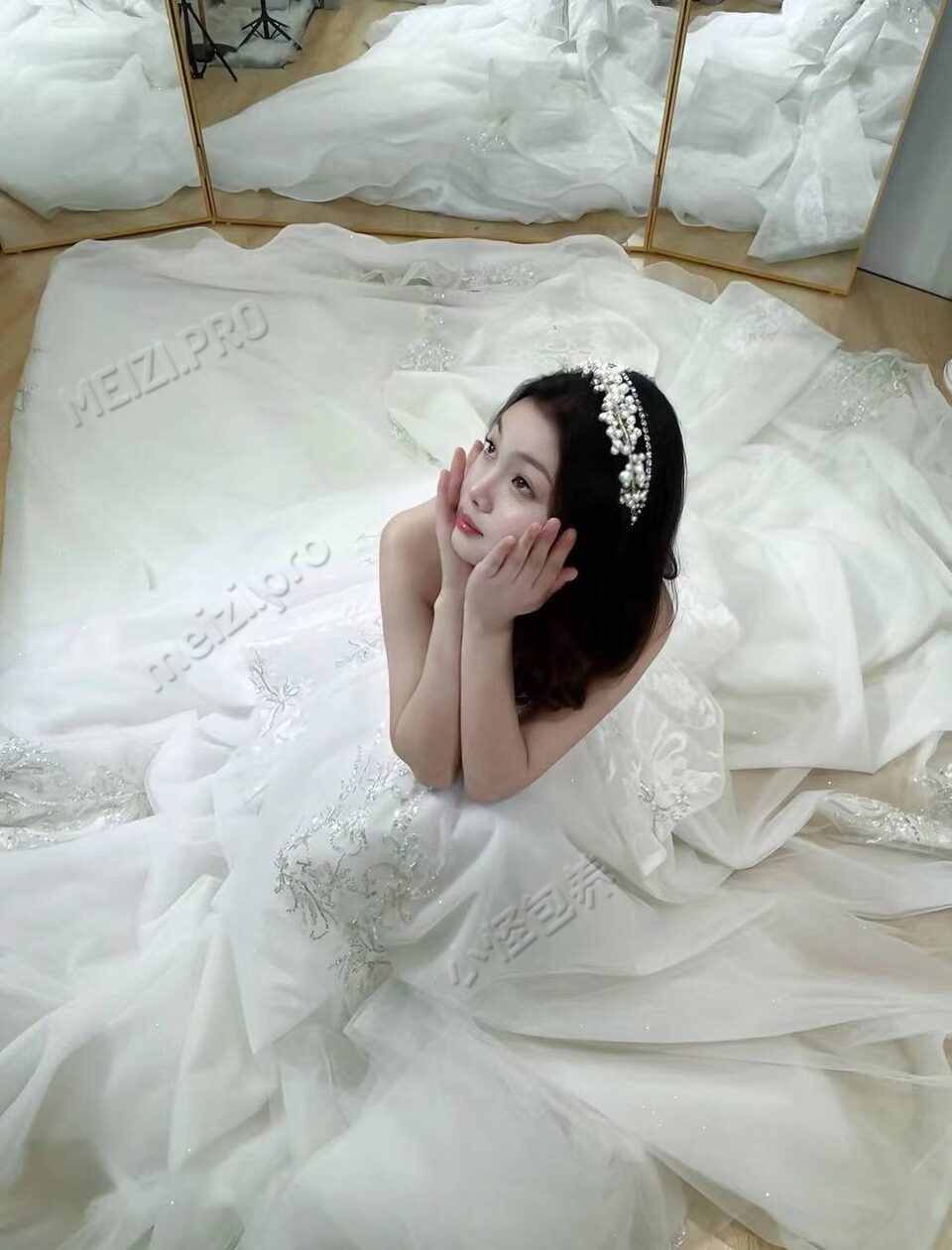 浙江 宁波 23岁 160cm 98 B杯 前台 主动,性格好,学习能力强 抽烟纹身:无纹身 SM:否 无套:可 口交:可 过夜:可 同居:否 可飞:能 价格:18 特点:主动,性格好,学习能力强