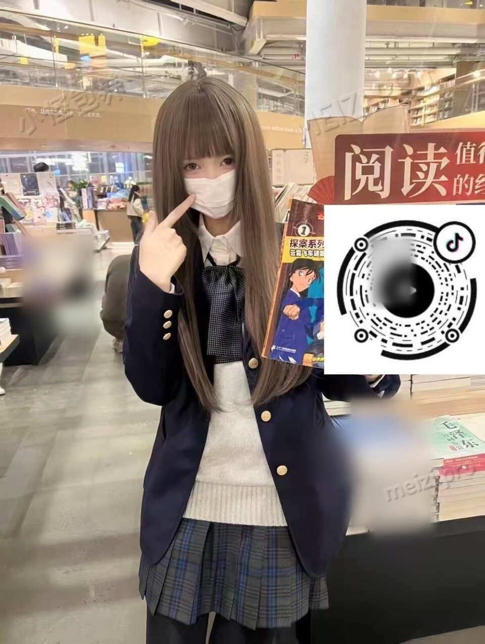 湖南 长沙 19岁 160cm 80 B杯 学生 喜欢cos的小萝莉 风格多变 更多玩法待开发 抽烟纹身:无 无套:可 口交:可 过夜:可 可飞:可 价格:10 特点:喜欢cos的小萝莉 风格多变 更多玩法待开发