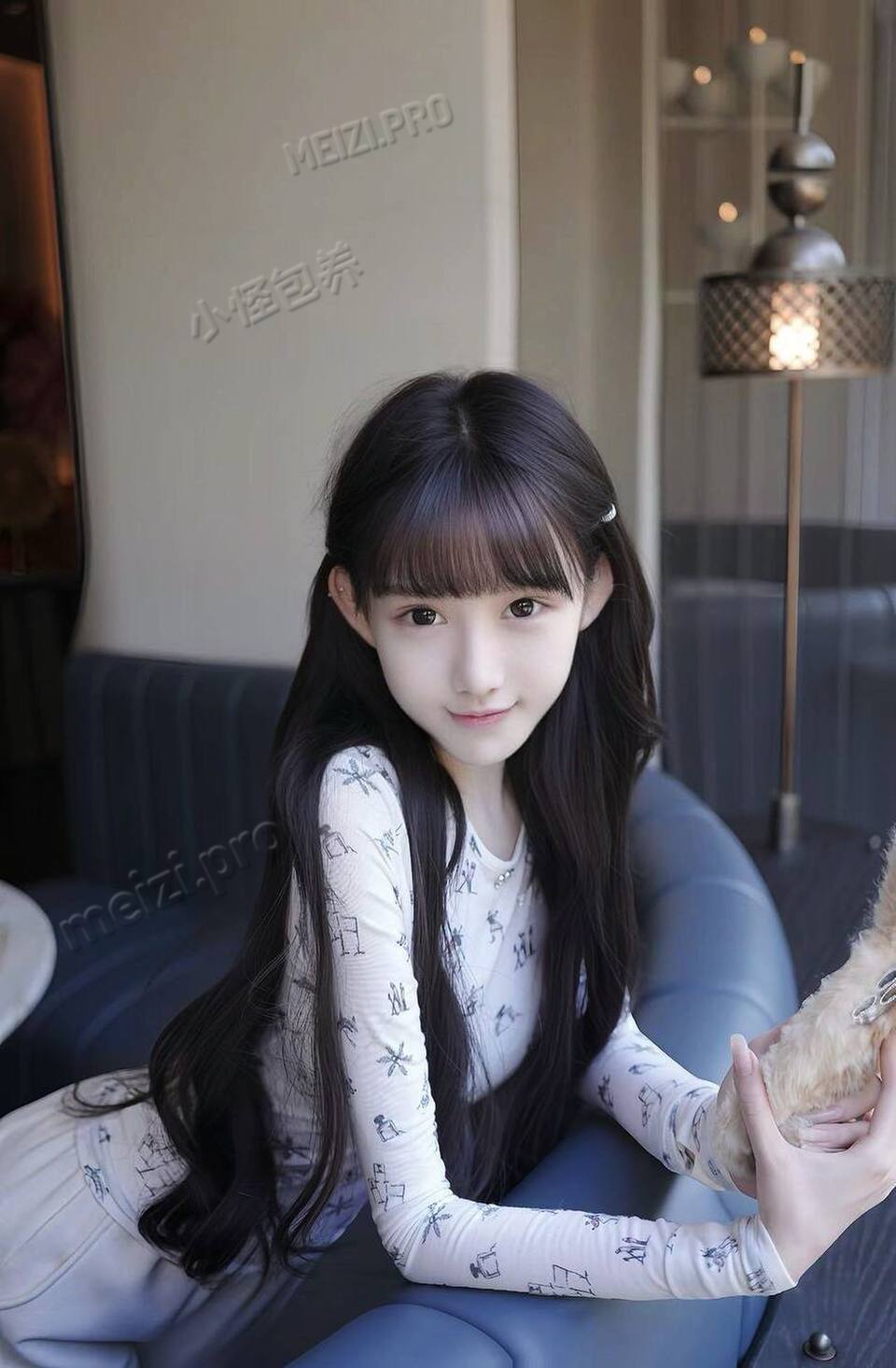 浙江 杭州 23岁 165cm 97 C杯 实习 皮肤白皙、声音甜美，外型可爱活泼型；内核稳定，平时喜欢爬山、阅读、跳舞、练书法、比较喜欢诗词和古文，享受独处，性格开朗，生活技能大多都会，比如做饭、做简单一点的手工。喜欢宠物 抽烟纹身:无 SM:是 无套:可 口交:可 过夜:可 同居:可 可飞:可，新马泰港澳 价格:20-40 特点:皮肤白皙、声音甜美，外型可爱活泼型；内核稳定，平时喜欢爬山、阅读、跳舞、练书法、比较喜欢诗词和古文，享受独处，性格开朗，生活技能大多都会，比如做饭、做简单一点的手工。喜欢宠物